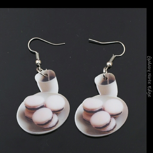 Tea n plate of cookies acrylic earrings