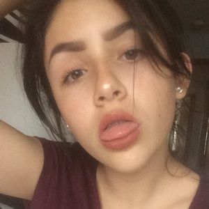 Meet your Posher, Natalia