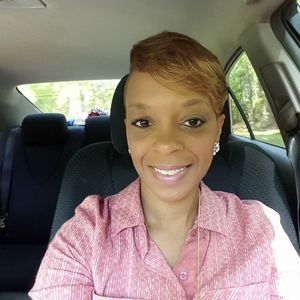 Meet your Posher, Monica