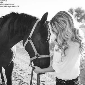 Meet your Posher, Kaila