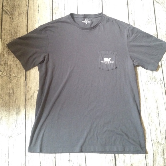 Vineyard Vines Other - Men's Vineyard Vines "Memphis" dark gray t-shirt
