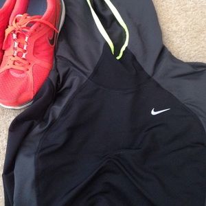 Hooded long sleeve NIKE shirt
