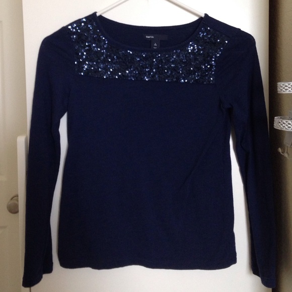 ❌SOLD IN BUNDLE❌Navy blue shirt