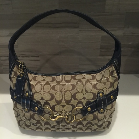 Authentic Coach Hobo Bag - Picture 1 of 4