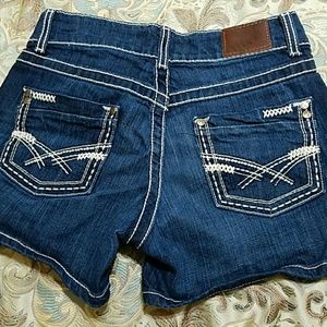 BKE Culture jean shorts size 27