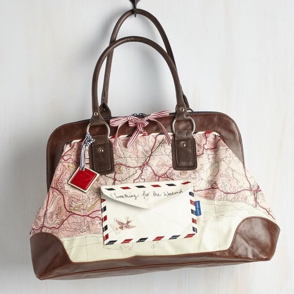 ModCloth Handbags - 👜✈️💌ModCloth Vintage Style Travel Bag