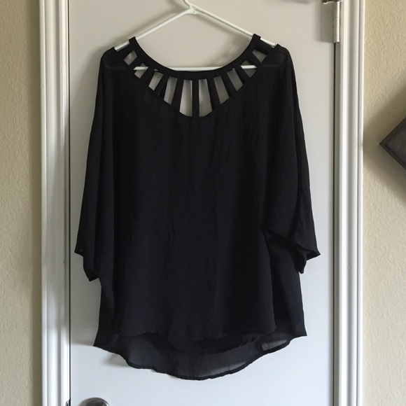 Maurices top size 2 - worn once
