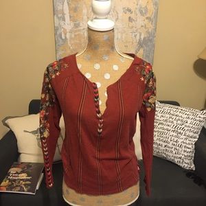 Anthropologie embroidered floral top