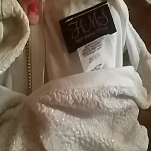 Sold Hot Miami styles 2 piece set Large - Picture 3 of 4