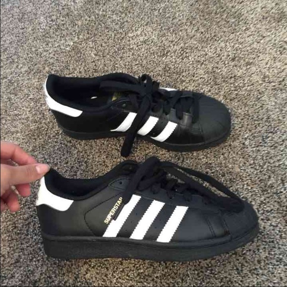 Adidas superstar