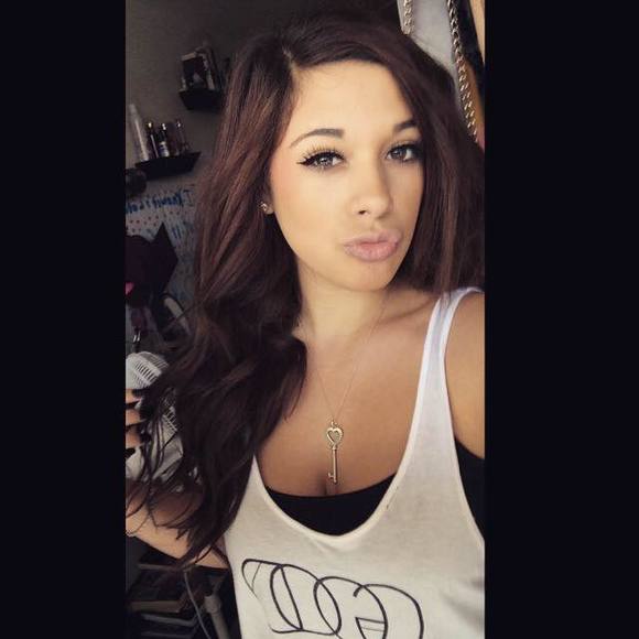 Meet your Posher, Gabbie