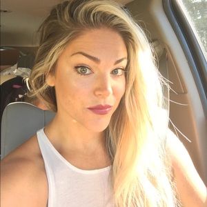 Meet your Posher, Taryn