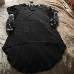 Black hi-low Blouse