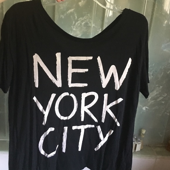 Forever 21 (F21) New York City Open Back Shirt