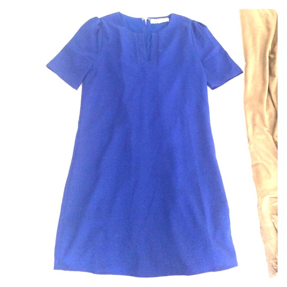 Beautiful blue shift dress