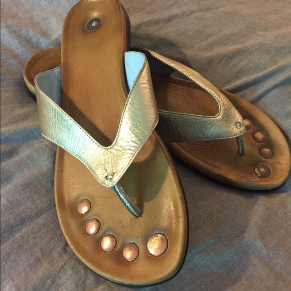 Juil Gold sandals