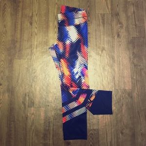 Athleta Lava Sonar Capri