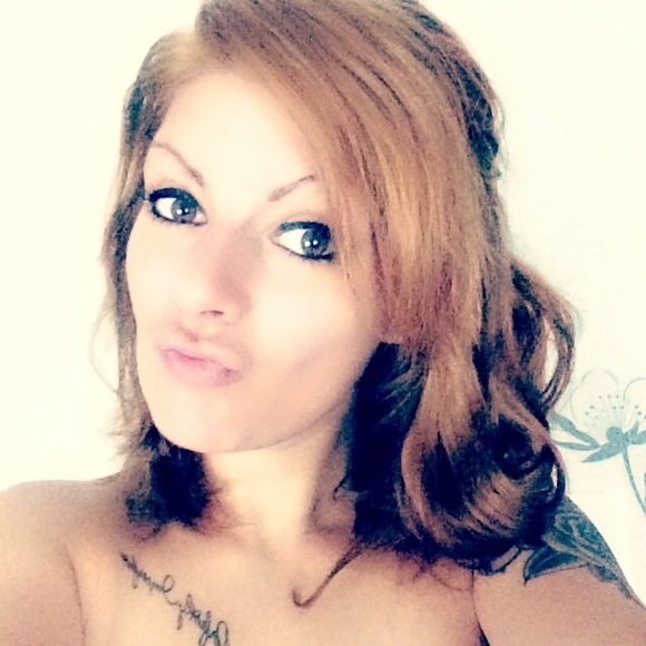 Meet your Posher, Lyndsey