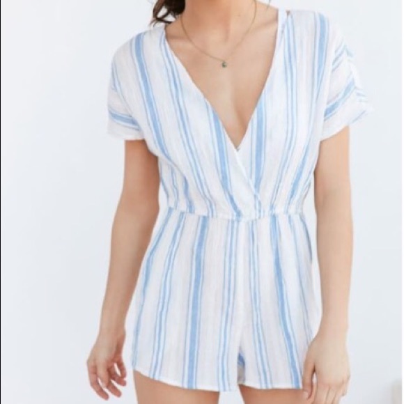 Size S urban outfitters romper