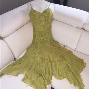 Short green dress!