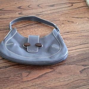 Todd's purse