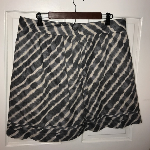 LOFT Full Skirt