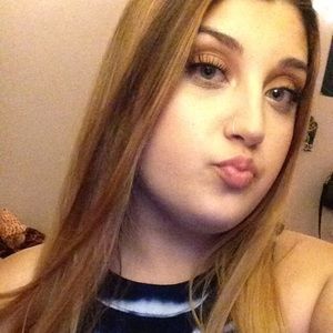 Meet your Posher, Cheyanne