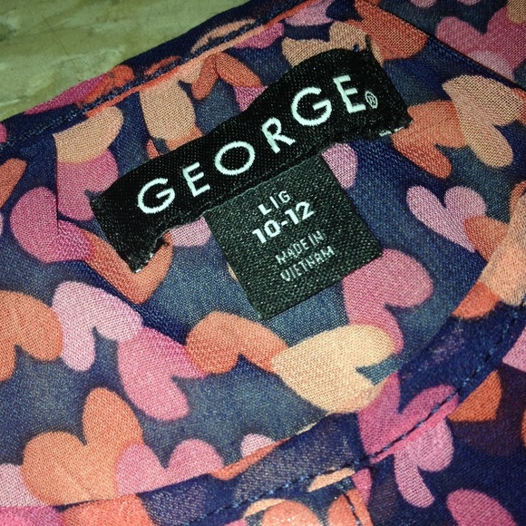 Nice top - Picture 2 of 2