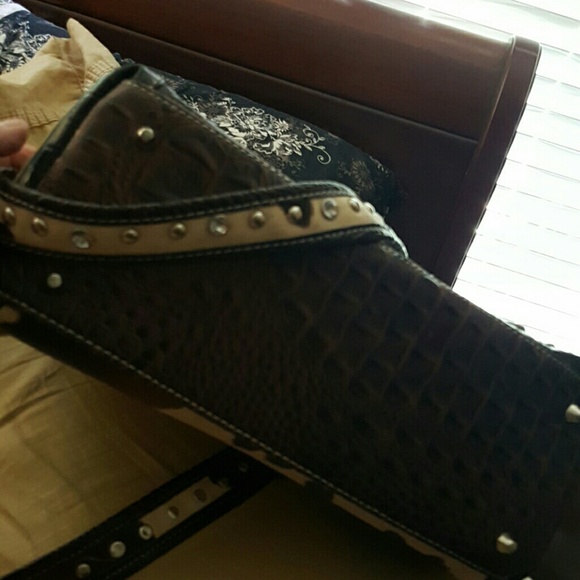 Purse - Picture 4 of 4