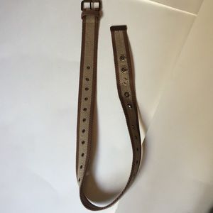 Tan/brown belt