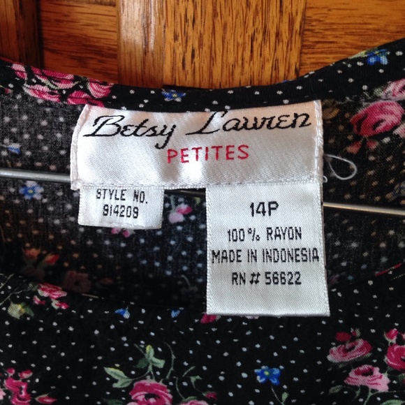 ☀️ Floral sun dress! - Picture 2 of 4