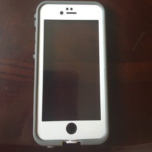Lifeproof case