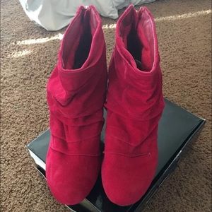 Red wedge platform ankle boots size US 8.5