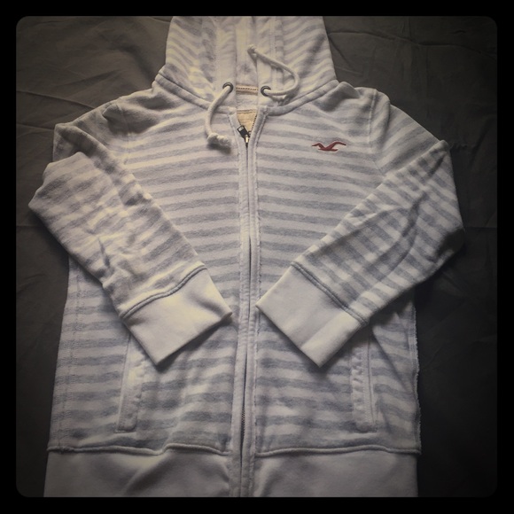 Hollister 3/4 Sleeve Zip Up