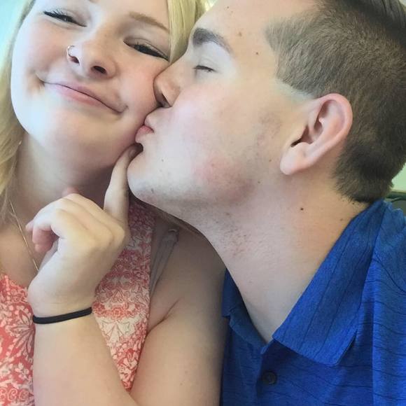 Meet your Posher, Lyss - Picture 1 of 1