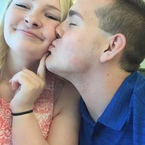 Meet your Posher, Lyss