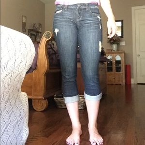 Dark Wash Distressed Rolled Cuff Capris