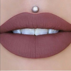 LOOKING: Jeffree Star liquid lips!!!