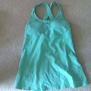 Lululemon tank