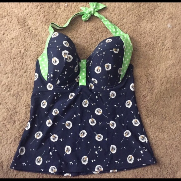 Tankini size 12/14 D-DD