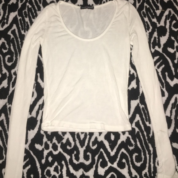White crew neck long sleeve
