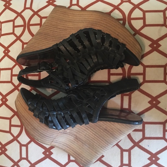 Bakers Shoes - FINAL SALE!!!! Black Bakers 5" Wedges