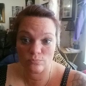 Meet your Posher, Tia