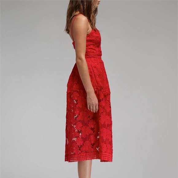 Nicholas Dresses - FLORAL LACE ROULEAU BALL DRESS
NICHOLAS Nicholas Dresses - FLORAL LACE ROULEAU BALL DRESS
NICHOLAS