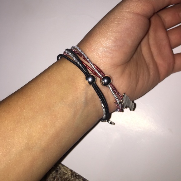 Two Disney bracelets - Picture 4 of 4