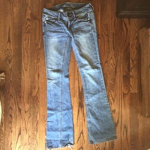 American Eagle "Artist" Medium-Light Wash Jeans