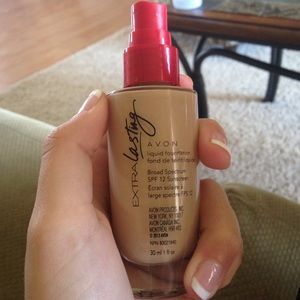 AVON EXTRA LASTING FOUNDATION NATURAL BEIGE