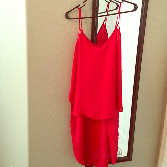 High low red tank