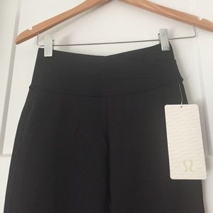 Lululemon yoga pants