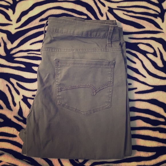 Faded Glory capris